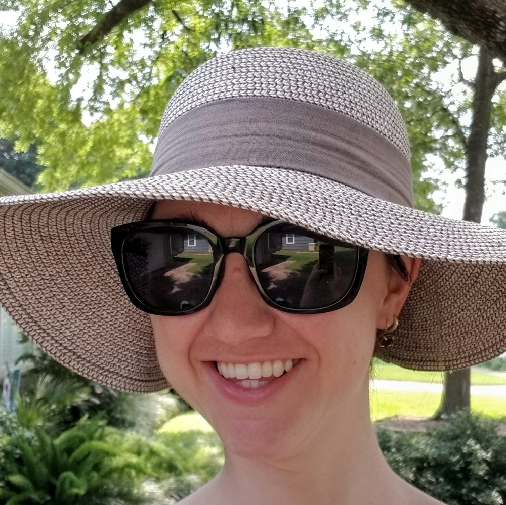 Meet your Posher, Tiffany